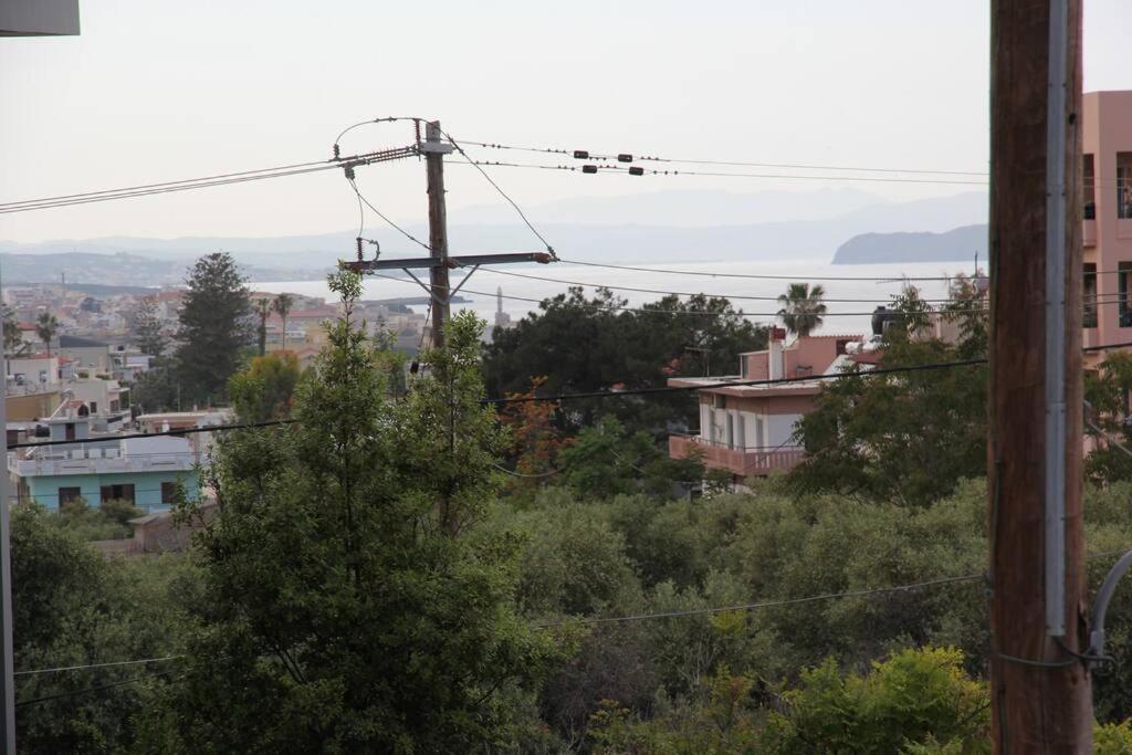 Άνετο Και Πολυτελές Οροφοδιαμέρισμα 2 La Canea Esterno foto